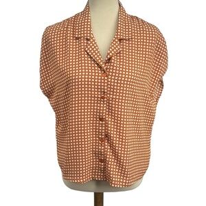 Button-Up Capped Sleeve Blouse Size Medium